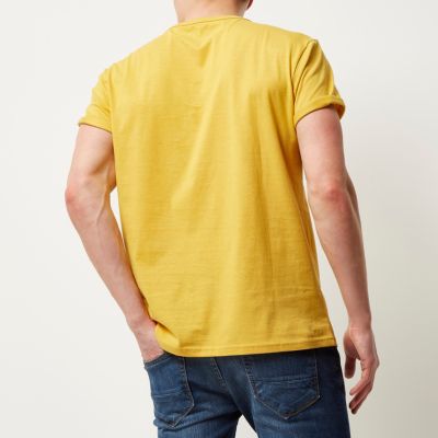 Dark yellow pocket crew neck t-shirt